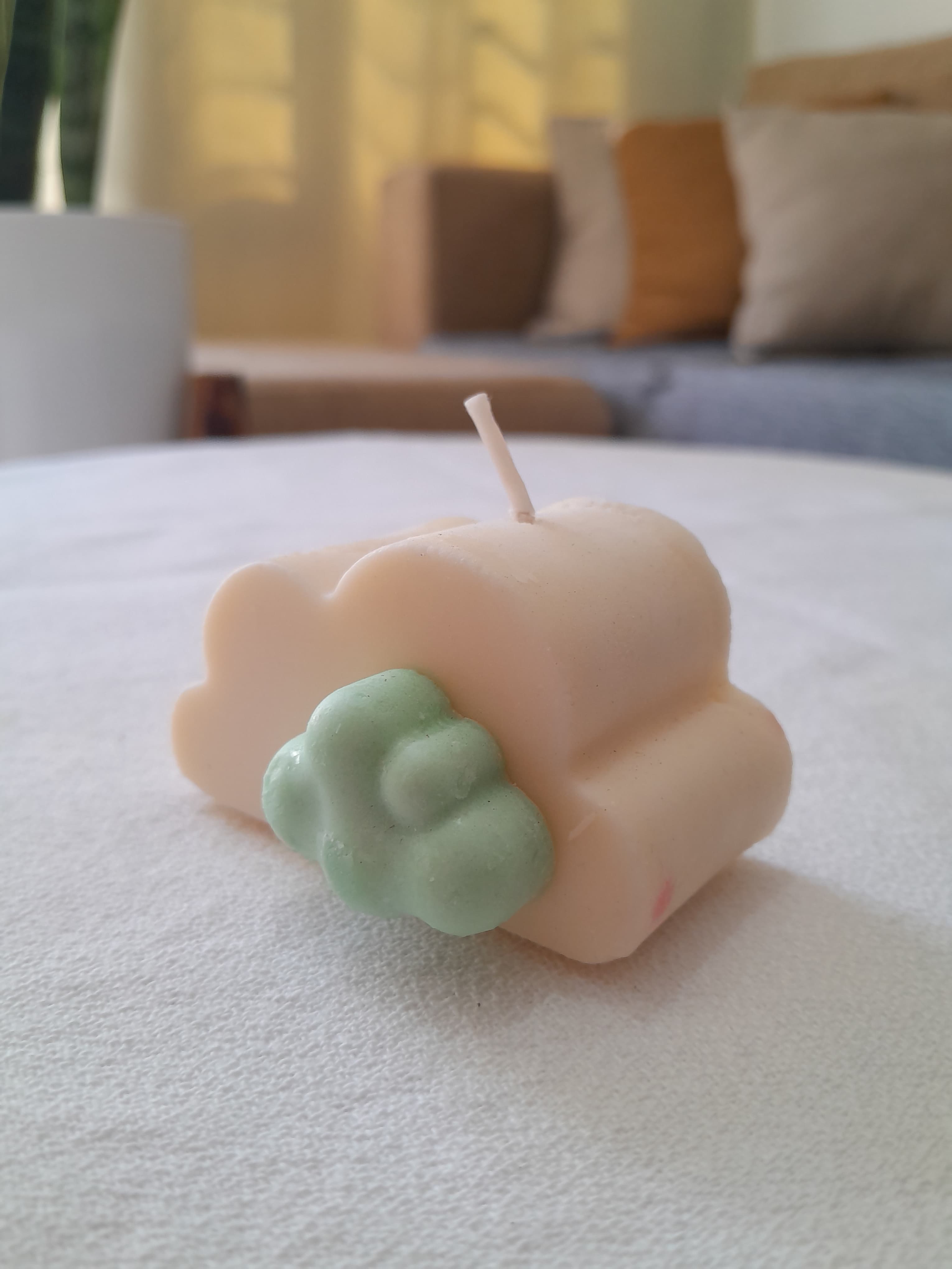 Vela con forma de nube 2