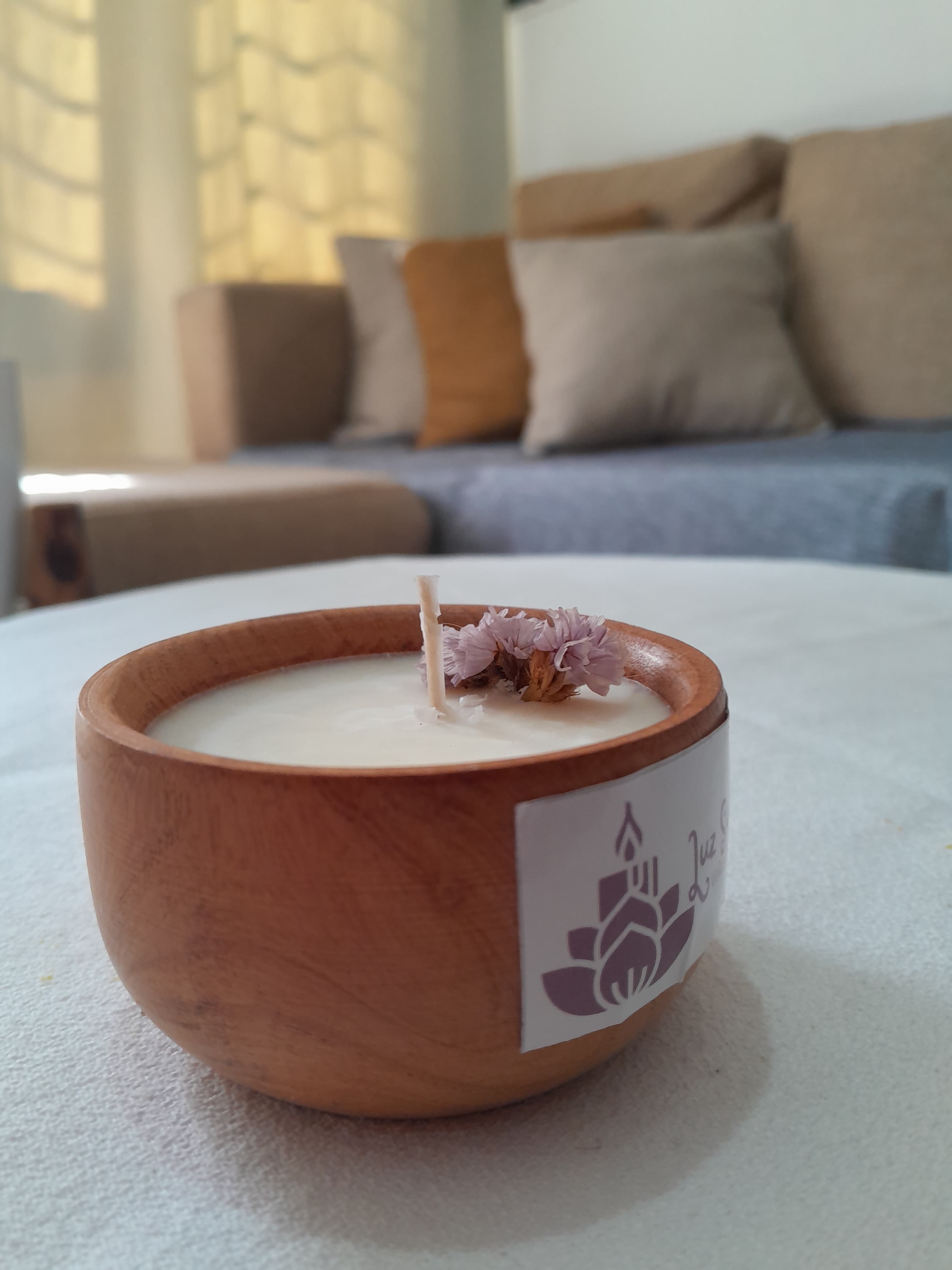 Vela en cuenco de madera 2
