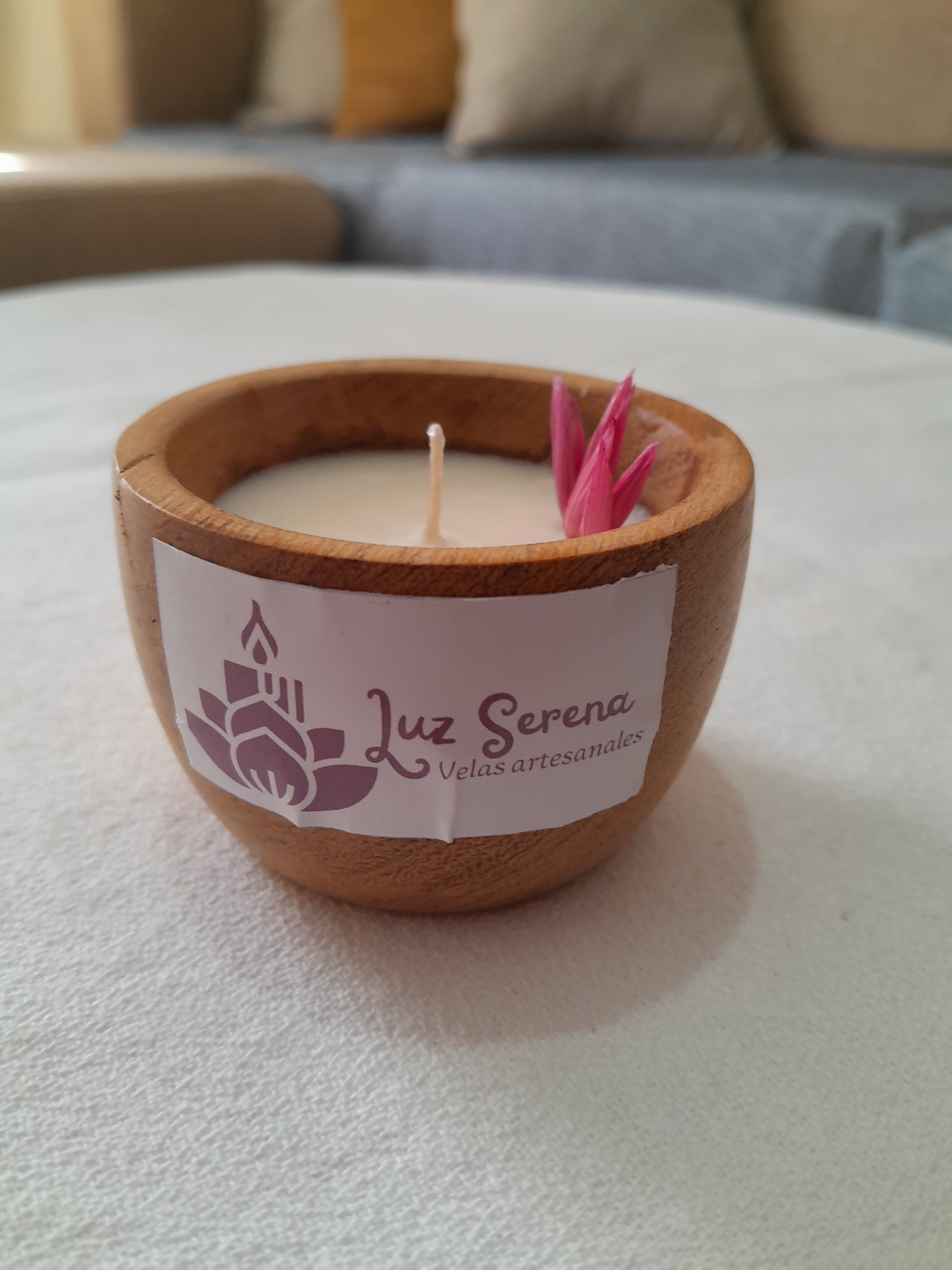 Vela en cuenco de madera 1
